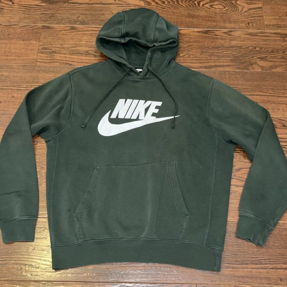 Green Nike Hoodie Men's Medium